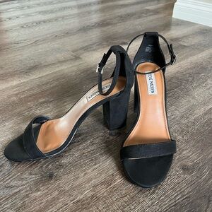 Steven Madden Dylann Heels